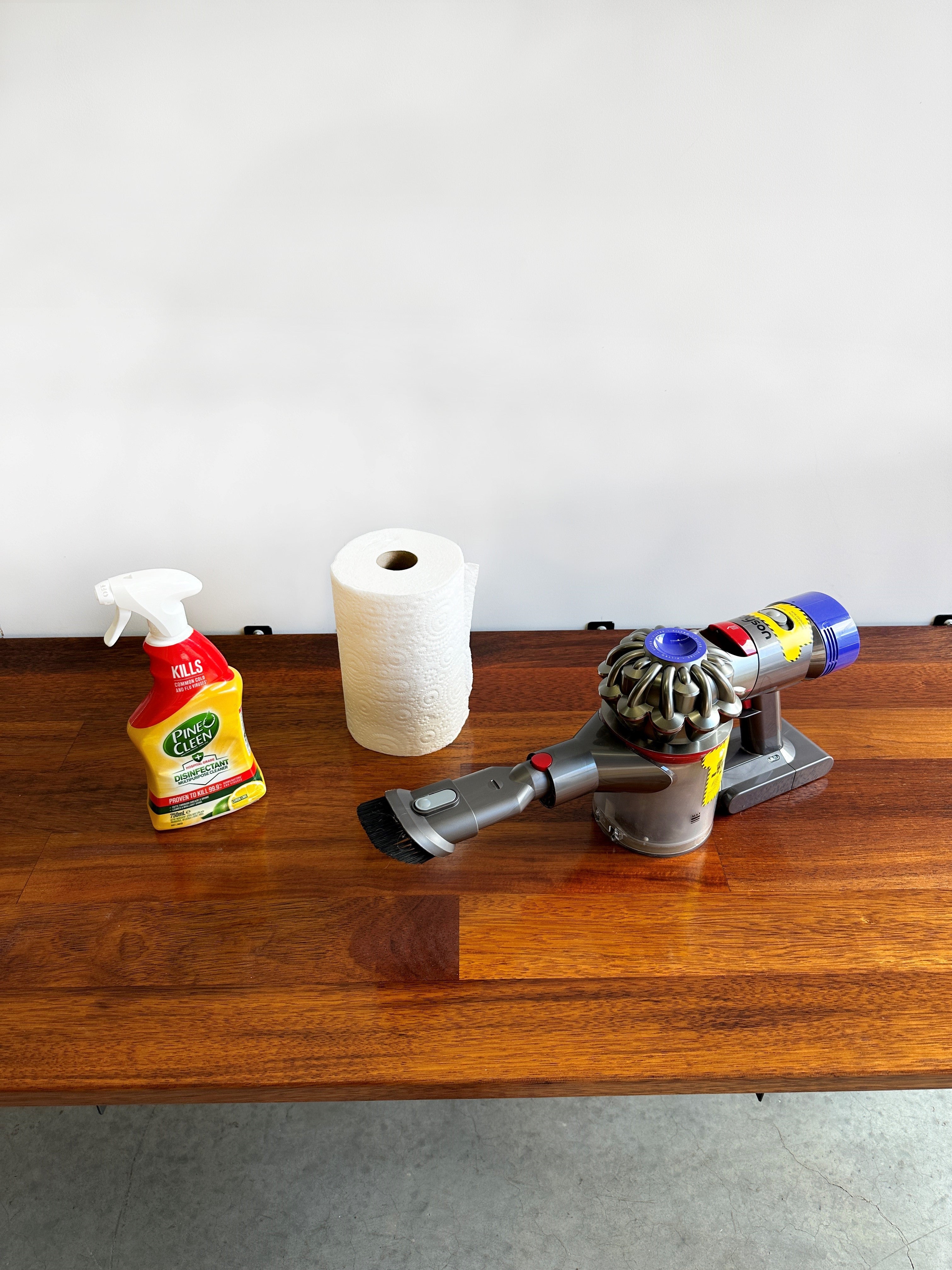 Fleximounts® Wall Mounted Workbench Station