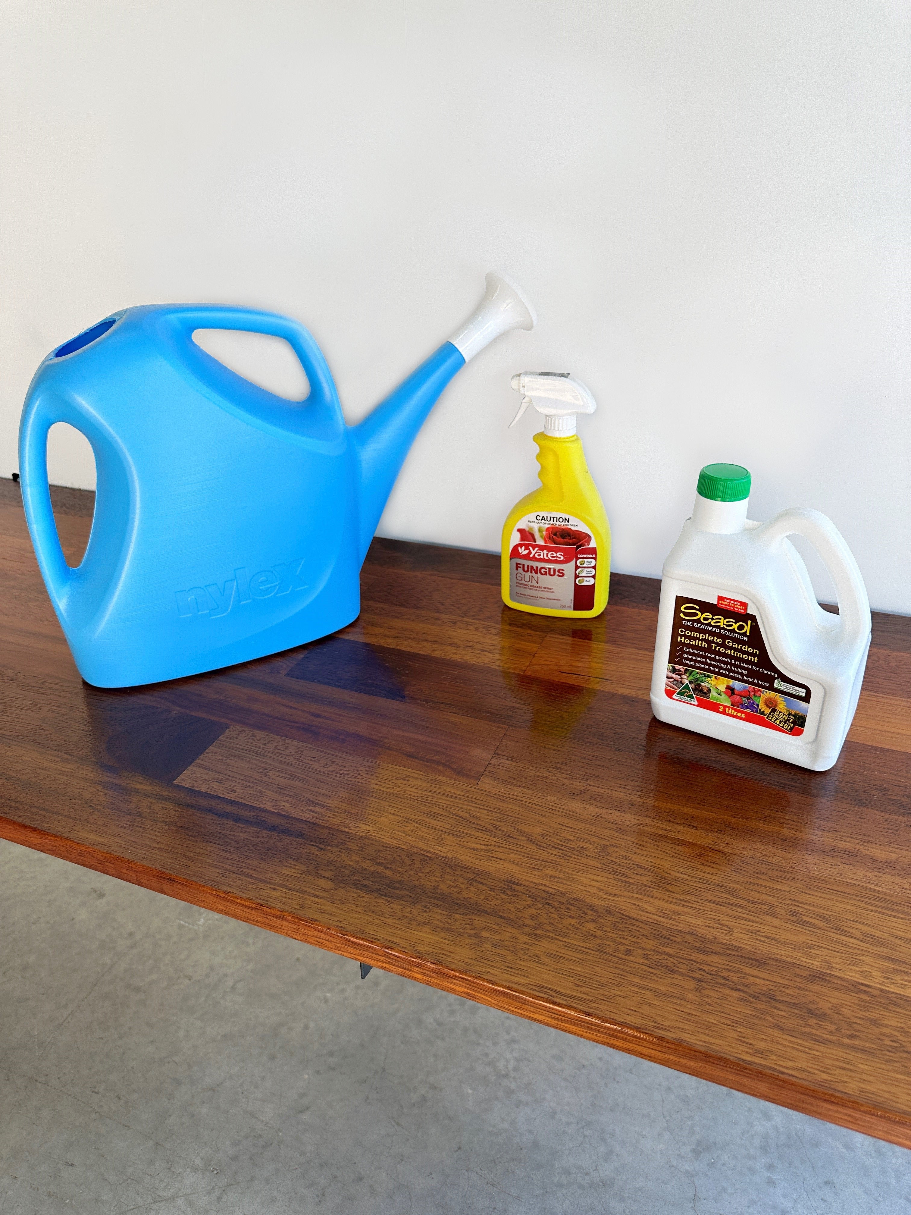 Fleximounts® Wall Mounted Workbench Station