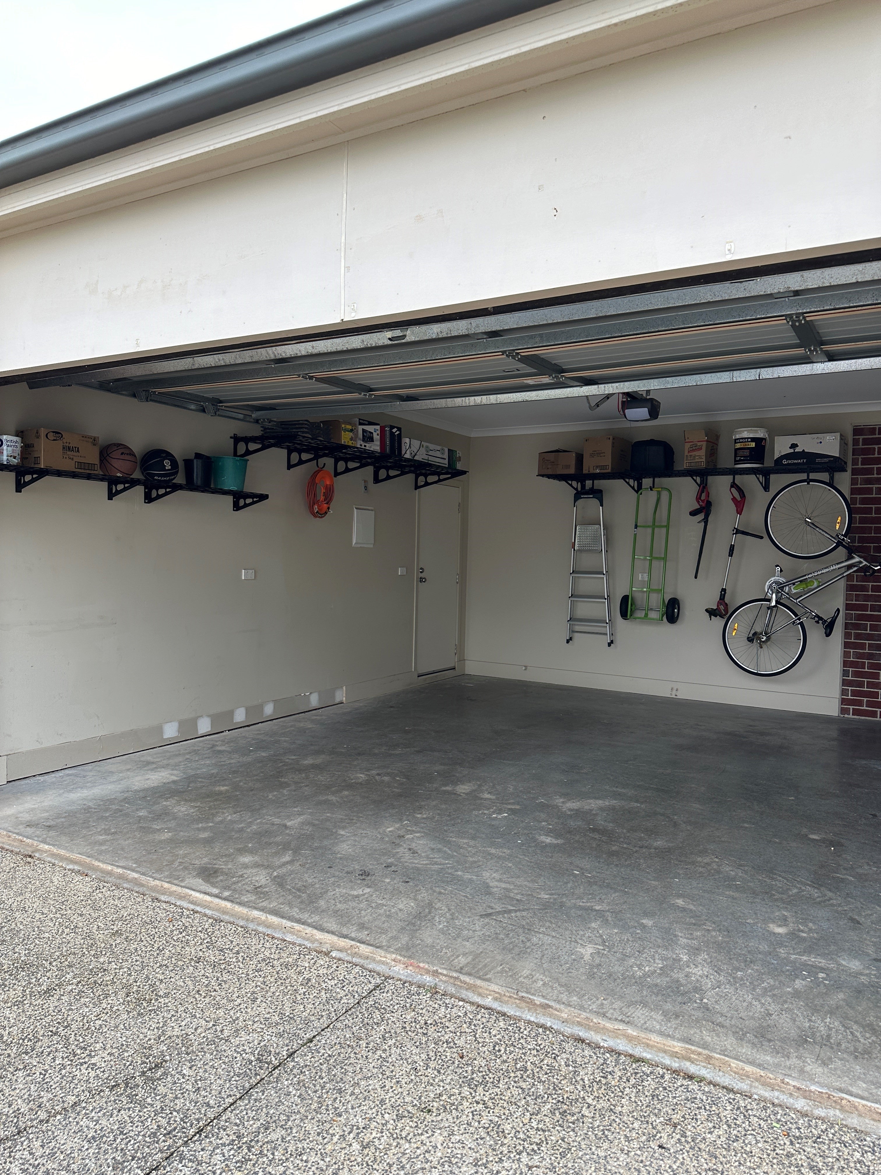 Fleximounts® Wall Shelving Standard