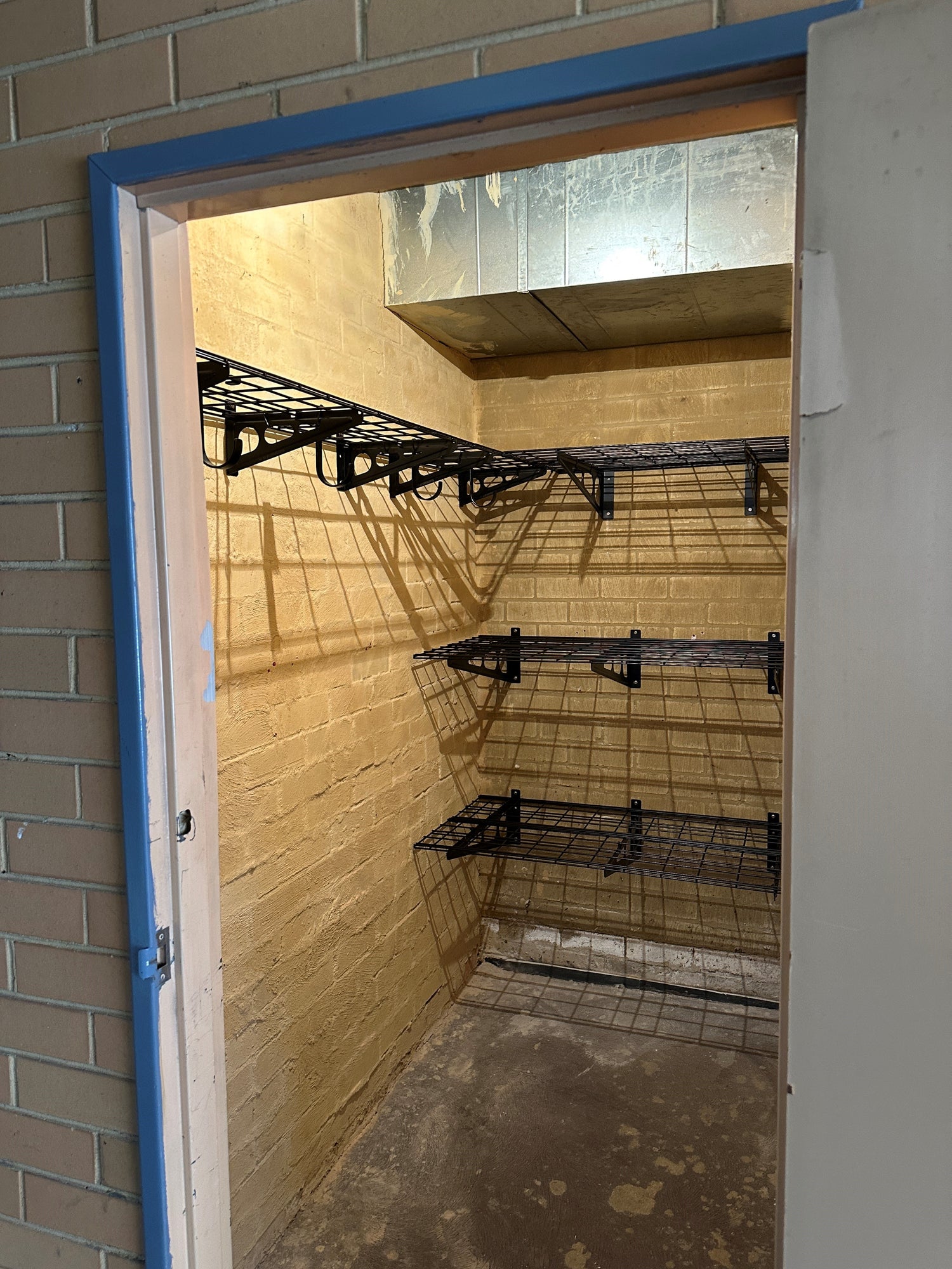 Fleximounts® Wall Shelving Standard - IN STOCK